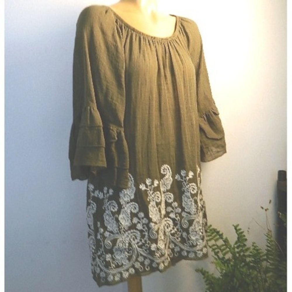 Indigo Soul Tunic Top Womens Medium Green Paisley Embroidered Tiered Bell Sleeve